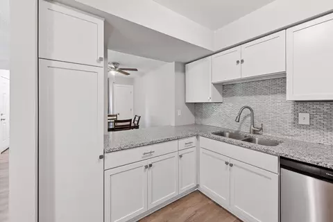 Kitchen - 4714 Lenore Ln, Eagan, MN 55122 photo 2 of 3