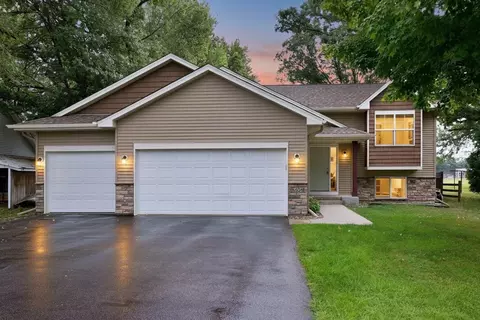 5626 Vera Cruz Ave N, Crystal, MN 55429