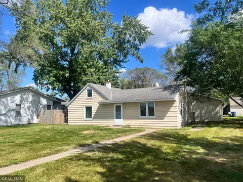 1320 11th Ave S, Saint Cloud, MN 56301