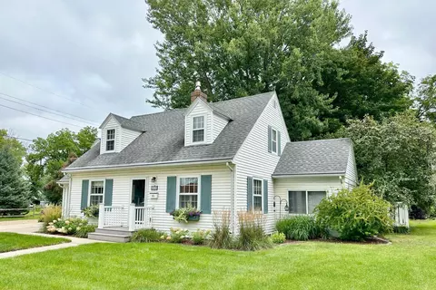638 3rd St, Tracy, MN 56175
