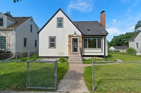 723 Sheridan Ave N, Minneapolis, MN 55411