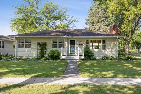 1803 6th St S, Moorhead, MN 56560