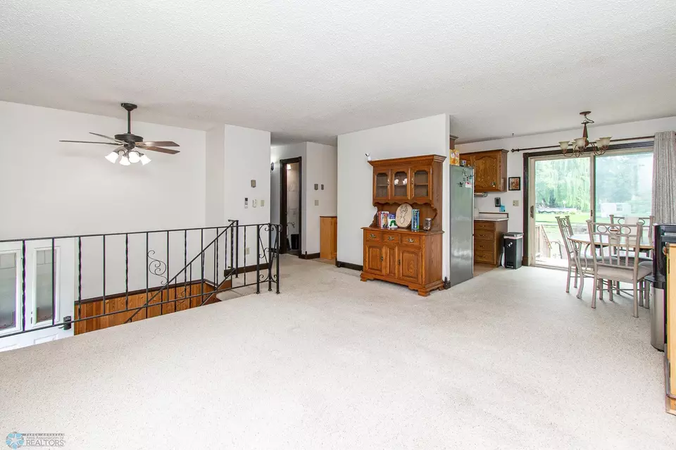 Living - 408 Sheyenne Dr, Horace, ND 58047 photo 4 of 6