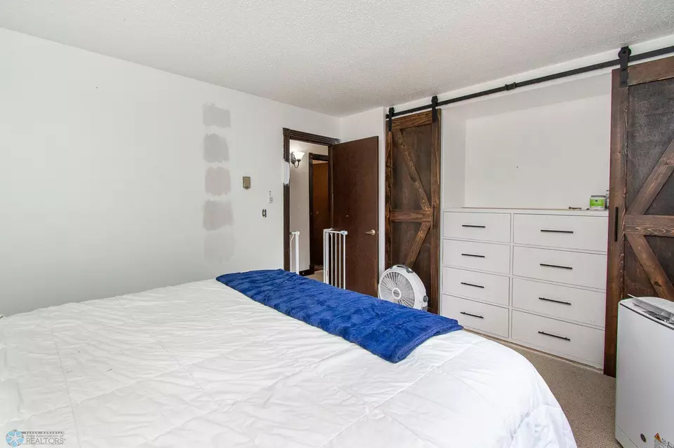 Bedroom - 408 Sheyenne Dr, Horace, ND 58047 photo 3 of 9