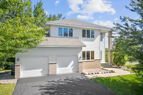 812 Harvest Cir SW, Lonsdale, MN 55046