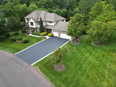 315 Lythrum Ln, Medina, MN 55340