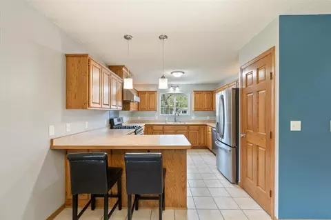 Kitchen - 6285 Clearwater Rd, Baxter, MN 56425 photo 1 of 2