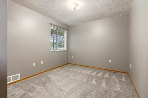 Bedroom - 6285 Clearwater Rd, Baxter, MN 56425 photo 4 of 6