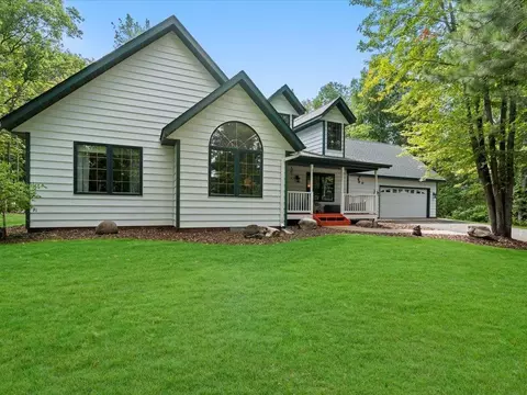8095 Dove St, Breezy Point, MN 56472