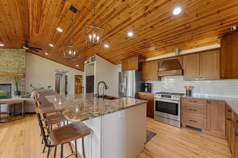 20102 Fortune Creek Ct, Faribault, MN 55021