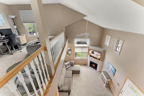 3214 Juniper Cir #D, Woodbury, MN 55125