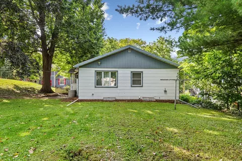 123 6th Ave SW, Faribault, MN 55021 photo 9