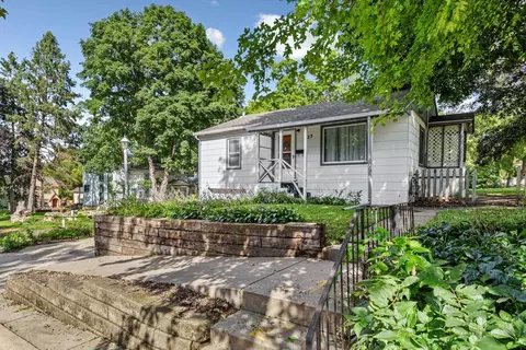 123 6th Ave SW, Faribault, MN 55021 photo 2
