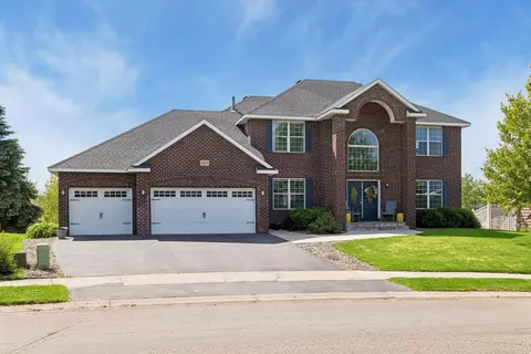 14255 Footbridge Way, Apple Valley, MN 55124