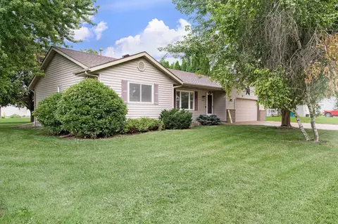 1775 7th Ave NE, Owatonna, MN 55060