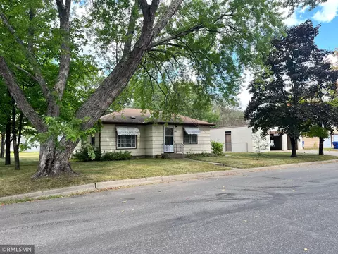 1019 14th St S, Saint Cloud, MN 56301
