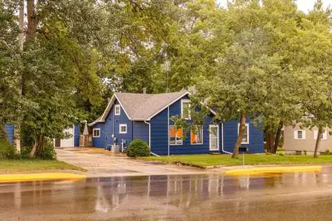 507 E 1st Ave, Osakis, MN 56360