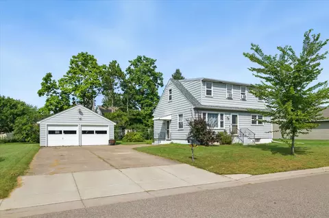 721 Harrison St, Anoka, MN 55303