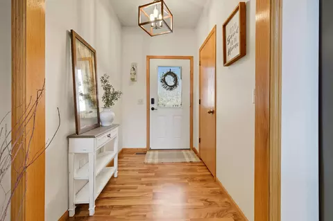 Entry Way - 15281 Clearview Ln, Brainerd, MN 56401 photo 2 of 12