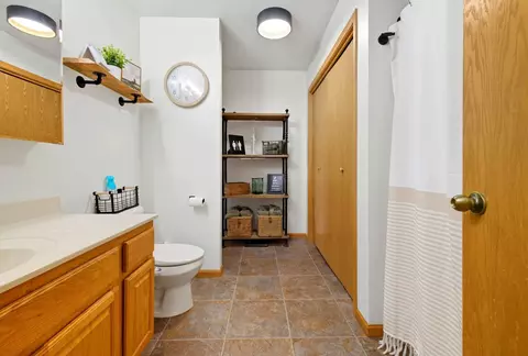 Bath - 15281 Clearview Ln, Brainerd, MN 56401 photo 3 of 3