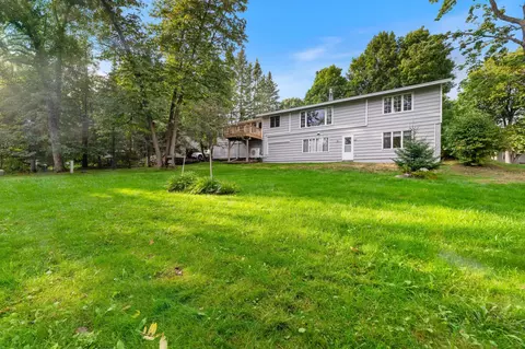 Exterior - 1020 Redbud St, Duluth, MN 55811 photo 2 of 2