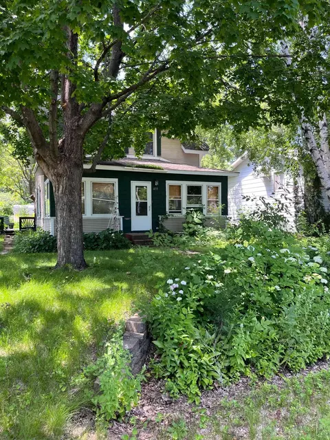 435 29th Ave N, Saint Cloud, MN 56303