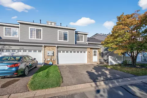 8795 Hastings Cir NE, Blaine, MN 55449