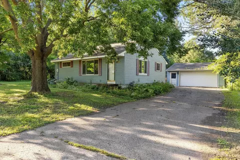 2038 Grand Ave, Long Lake, MN 55356