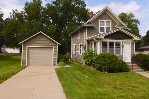 227 S Piety St, Ellsworth, WI 54011