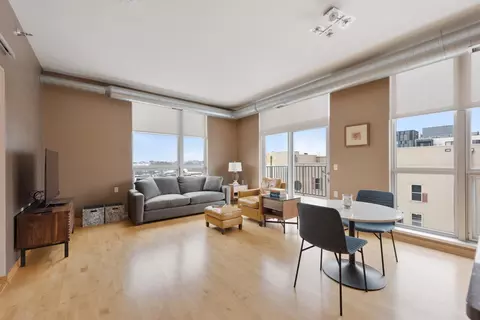 1211 Lagoon Ave #508, Minneapolis, MN 55408