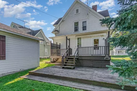 Exterior - 448 9th St, Red Wing, MN 55066 photo 6 of 8