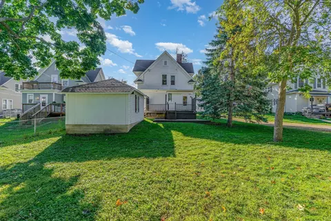 Exterior - 448 9th St, Red Wing, MN 55066 photo 7 of 8