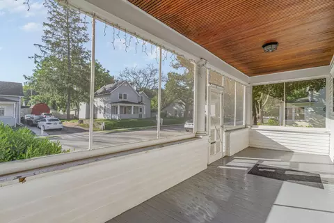 Exterior - 448 9th St, Red Wing, MN 55066 photo 4 of 8