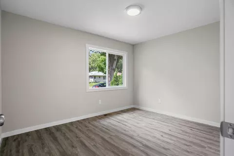 5244 Vincent Ave N, Brooklyn Center, MN 55430 photo 13
