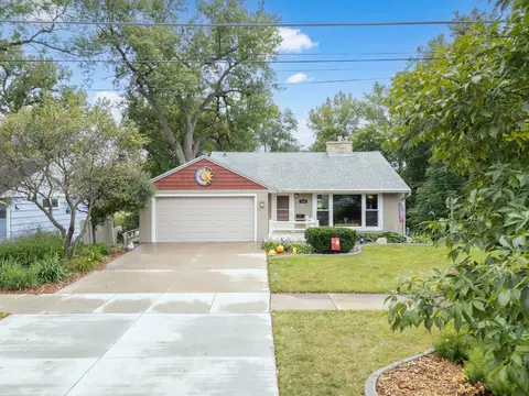 1400 7th St NE, Rochester, MN 55906