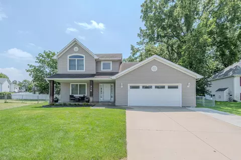 518 Forbrook Ln NW, Rochester, MN 55901