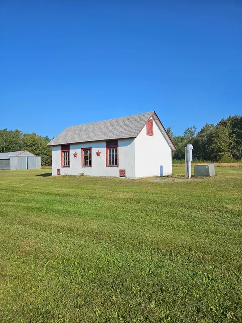 6402 Krull St, Williams, MN 56686 photo 5
