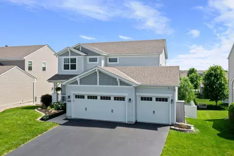 1174 139th St E, Rosemount, MN 55068