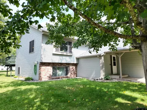 Exterior - 2817 Stearns Way, Saint Cloud, MN 56303 photo 7 of 7