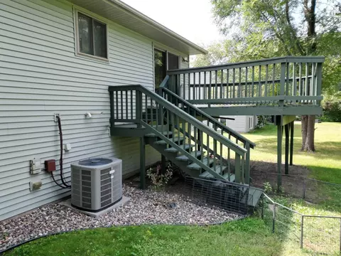 Exterior - 2817 Stearns Way, Saint Cloud, MN 56303 photo 4 of 7
