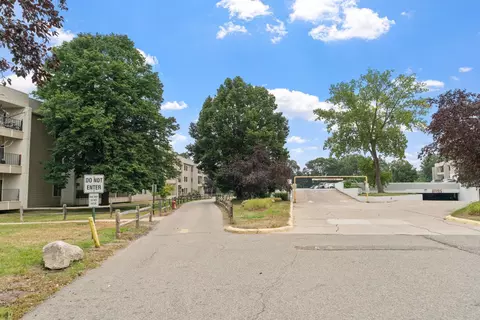 4110 Rahn Rd #315, Eagan, MN 55122 photo 30