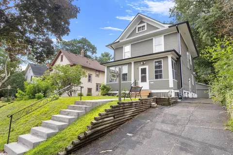 272 Baker St W, Saint Paul, MN 55107