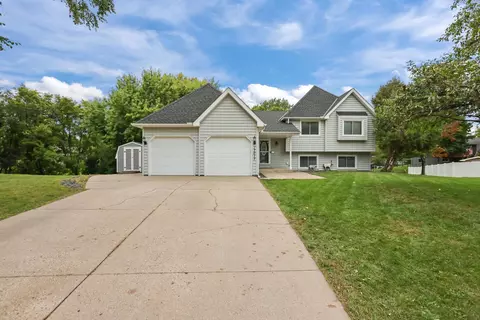 17017 Glencoe Cir, Lakeville, MN 55044