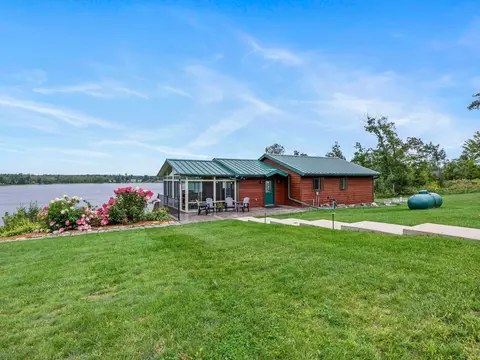 1661 70th St, Balsam Lake, WI 54810