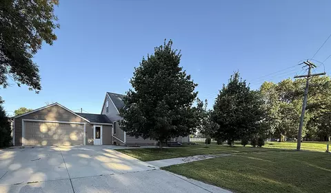 Exterior - 228 S Haven St, Appleton, MN 56208 photo 2 of 5