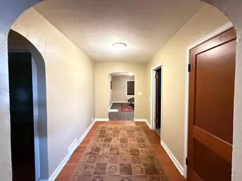 Entry Way - 228 S Haven St, Appleton, MN 56208 photo 2 of 5