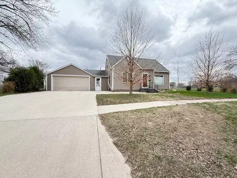 228 S Haven St, Appleton, MN 56208