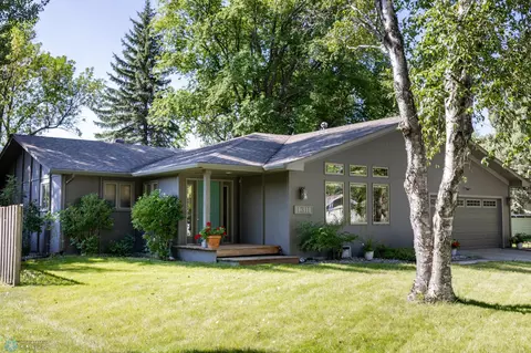 1311 26th Ave S, Moorhead, MN 56560