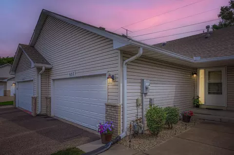 653 86th Ln NW, Coon Rapids, MN 55433