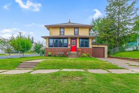 101 11th Ave N, South Saint Paul, MN 55075